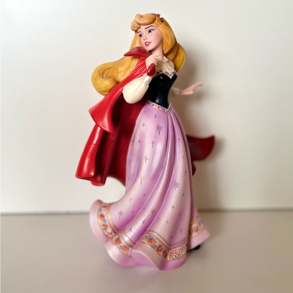 Disney Showcase Enesco Sleeping Beauty Aurora Briar Rose Statue Figurine - Picture 2 of 7